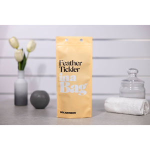 Feather Tickler - EroticToyzProducten,Toys,Fetish,Slaan en Plagen,Veren,,GeslachtsneutraalDoc Johnson