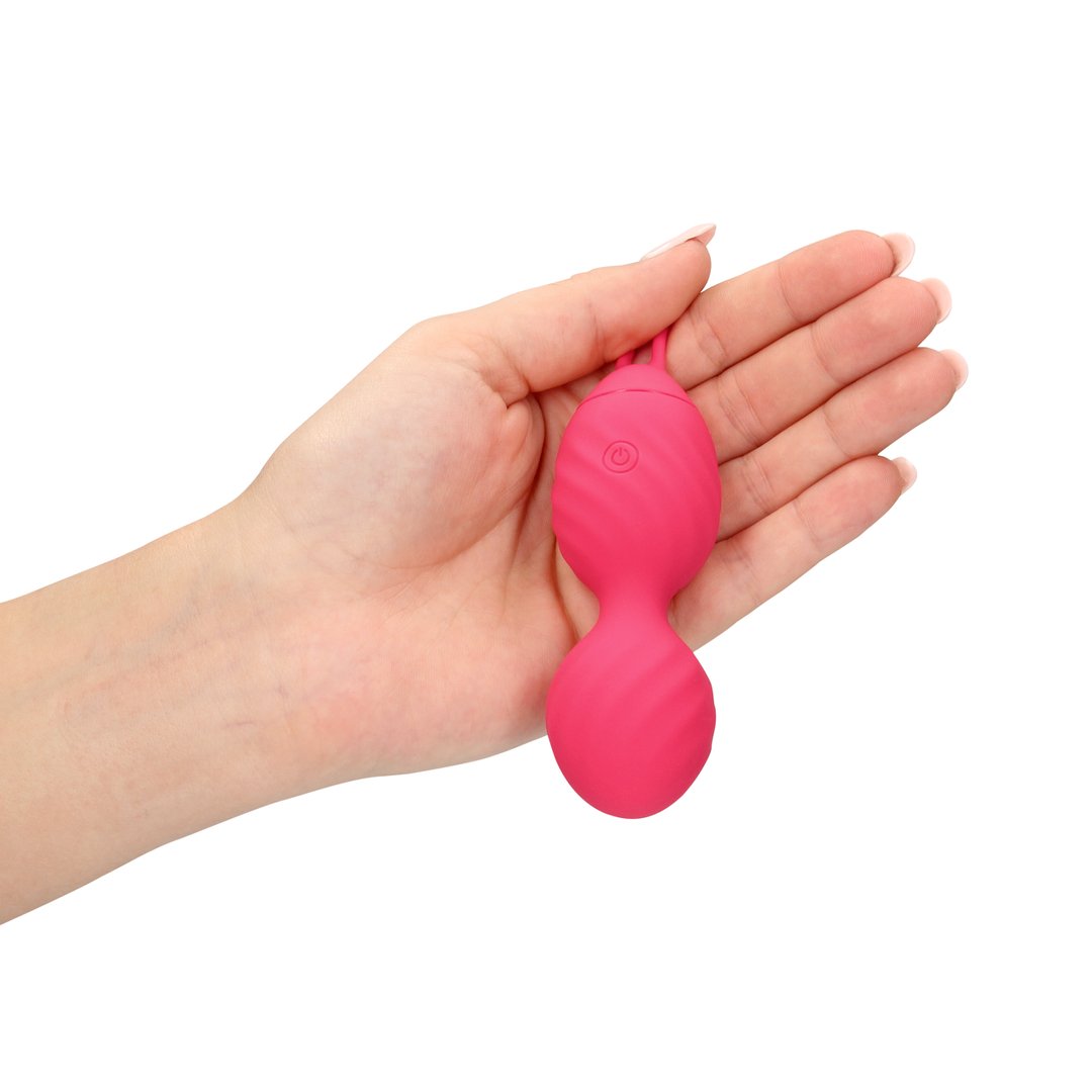 Vibrating Egg with Remote Control - Strawberry Red - EroticToyzProducten,Toys,Vibrators,Vibrerende Eitjes,,VrouwelijkLoveline by Shots